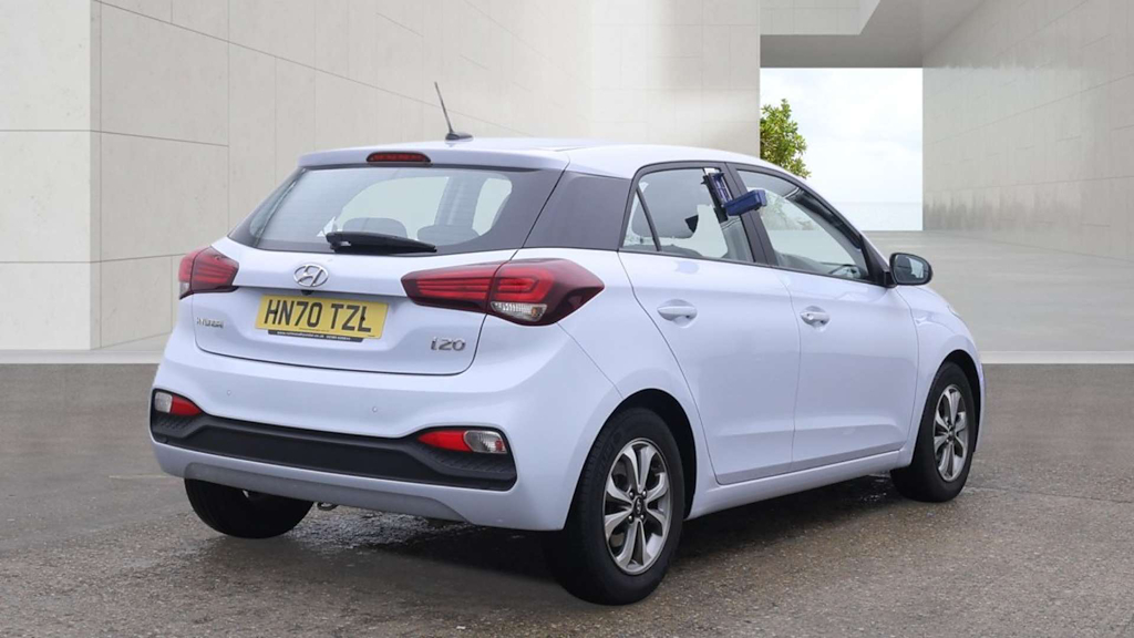 2020 Hyundai i20 — image 4