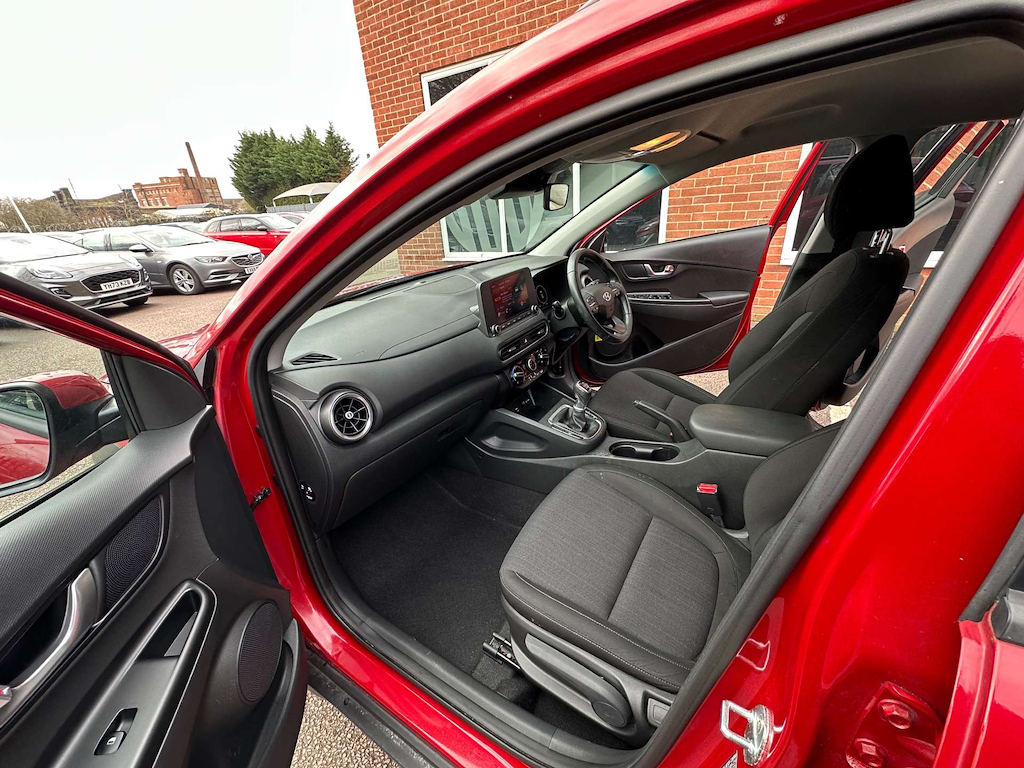 2021 Hyundai Kona — image 27