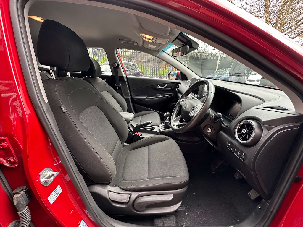 2021 Hyundai Kona — image 10