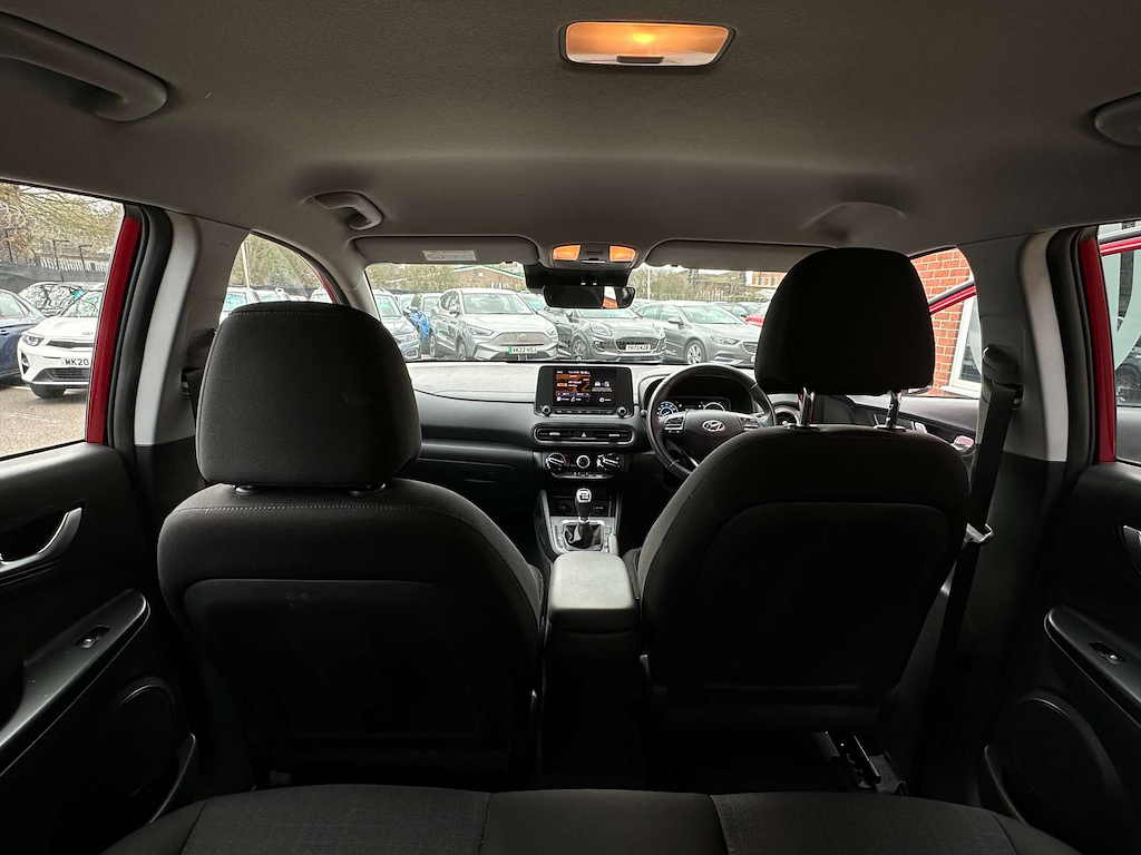 2021 Hyundai Kona — image 32