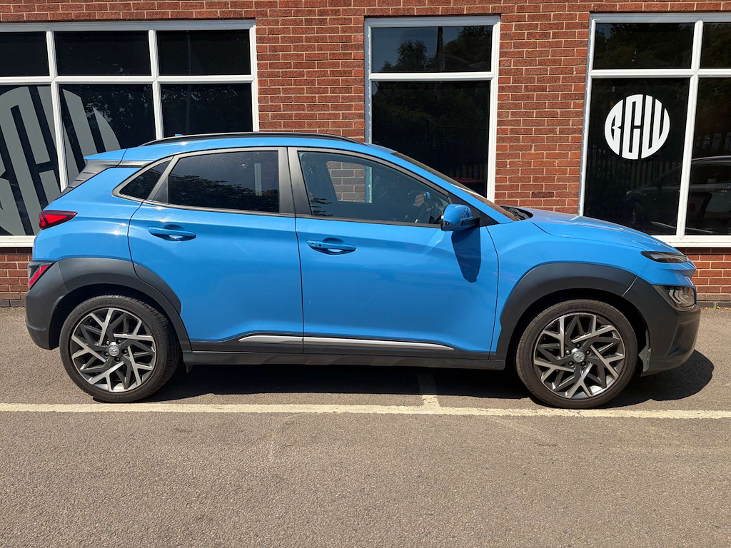 2021 Hyundai Kona — image 2