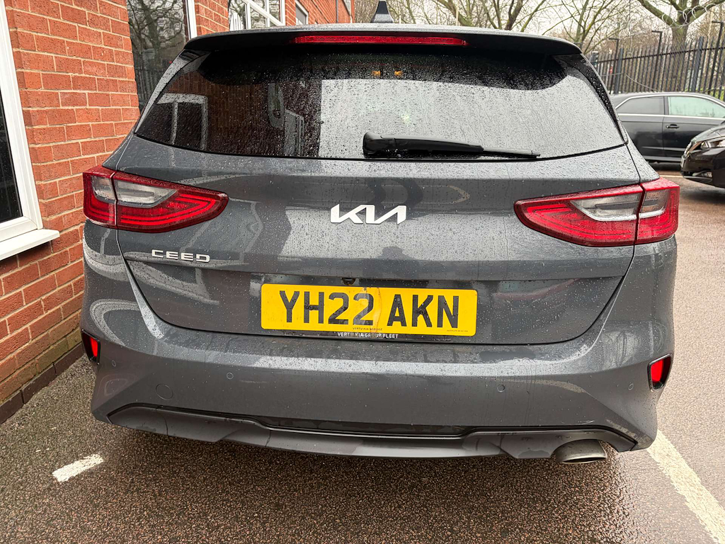 2022 Kia Ceed — image 9