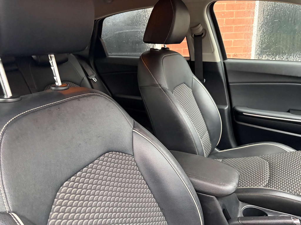 2022 Kia Ceed — image 12