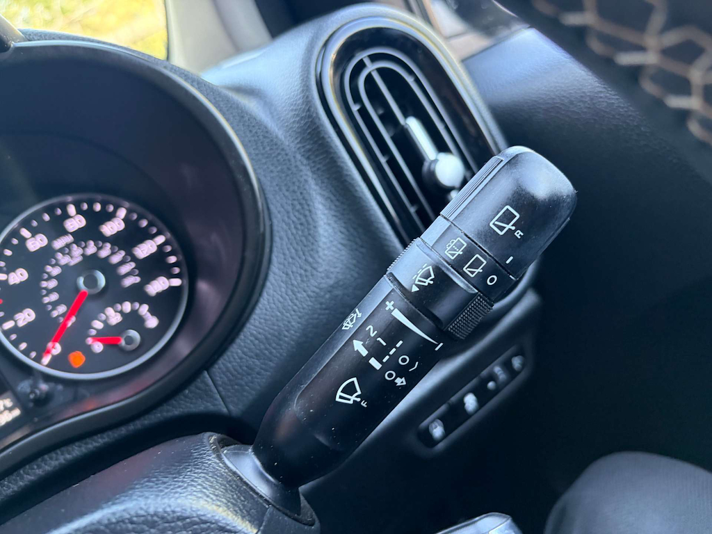 2022 Kia Picanto — image 33
