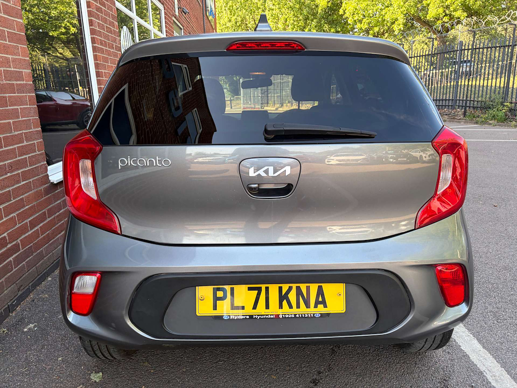 2022 Kia Picanto — image 10