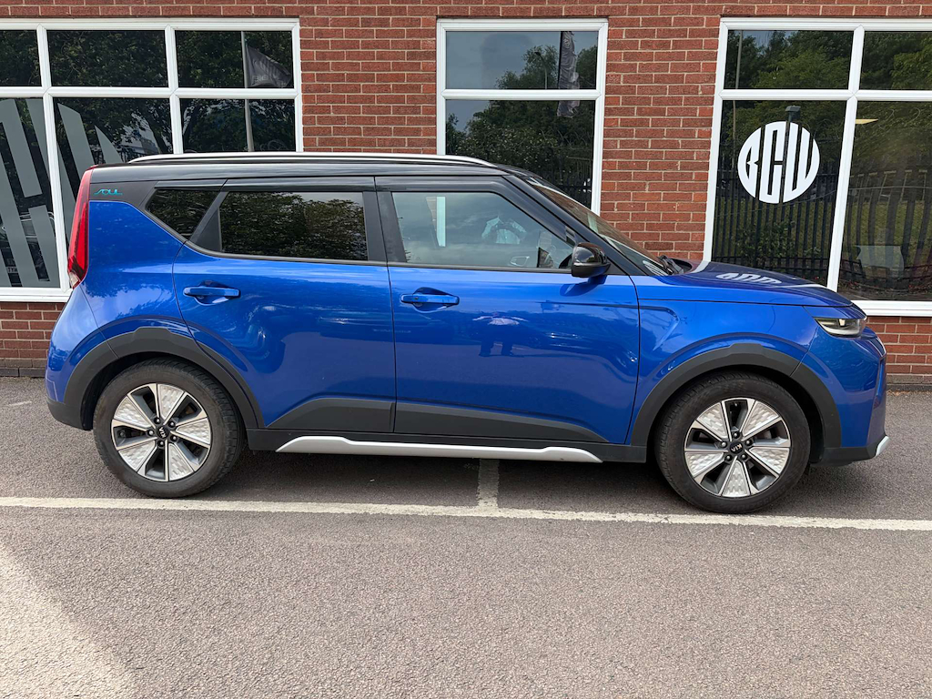 2020 Kia Soul — image 2