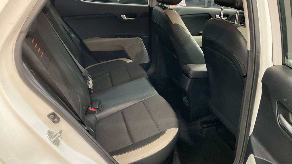 2019 Kia Stonic — image 8