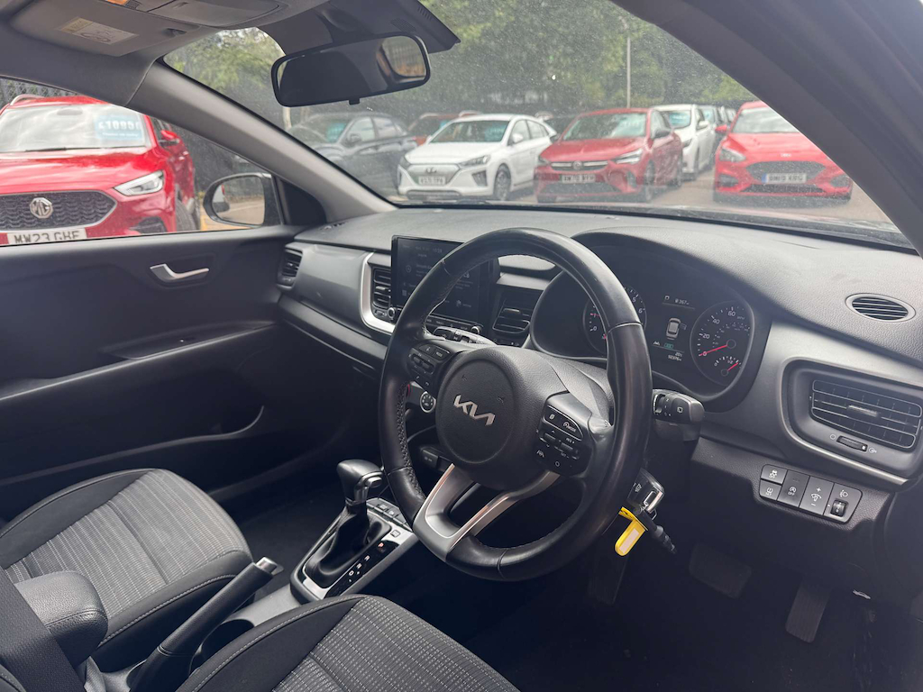 2022 Kia Stonic — image 6