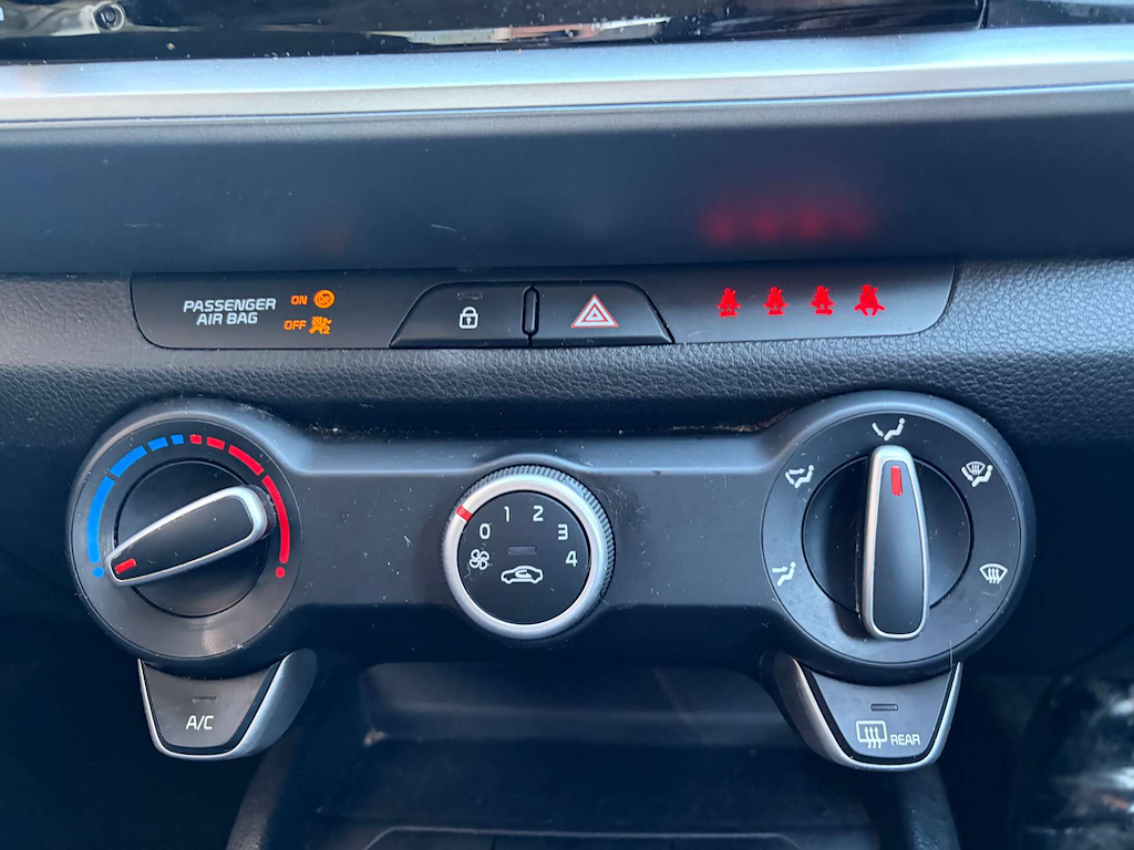 2023 Kia Stonic — image 26