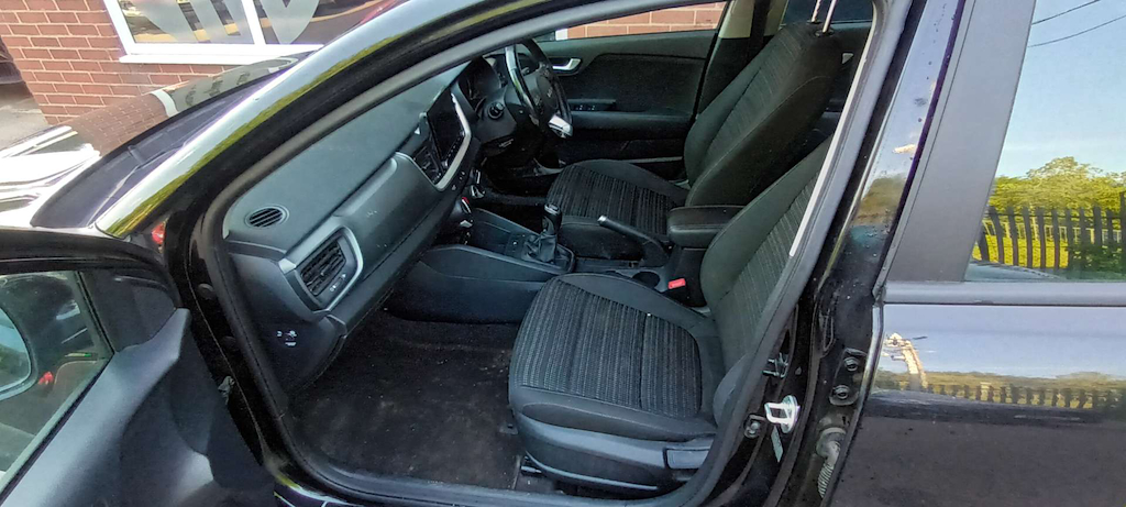 2023 Kia Stonic — image 18