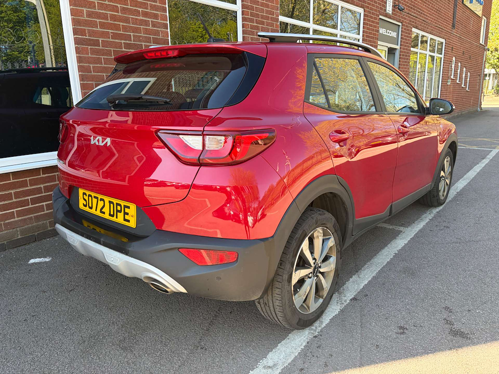 2023 Kia Stonic — image 7