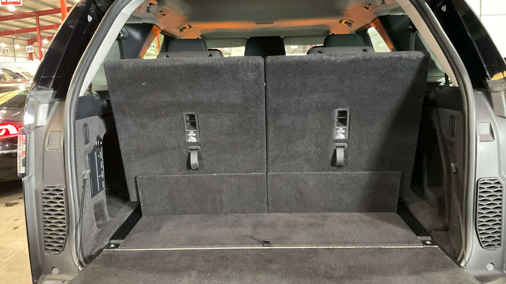 2019 Land Rover Discovery — image 7