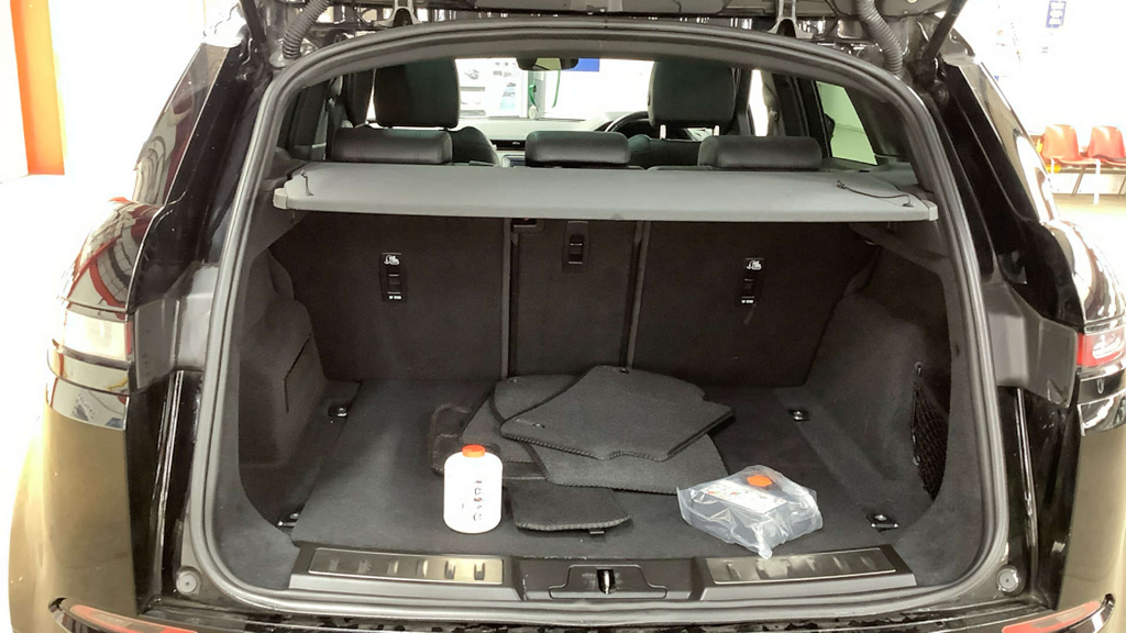 2019 Land Rover Range Rover — image 3