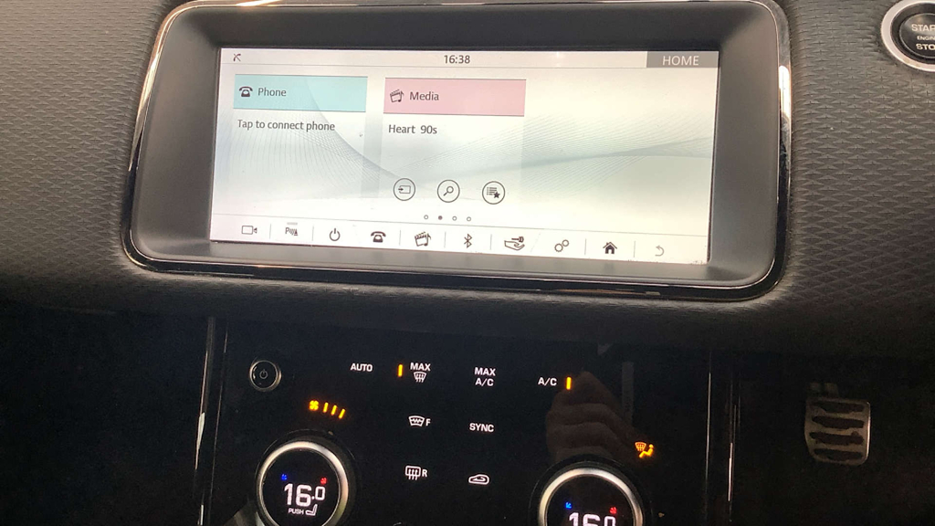 2019 Land Rover Range Rover — image 10