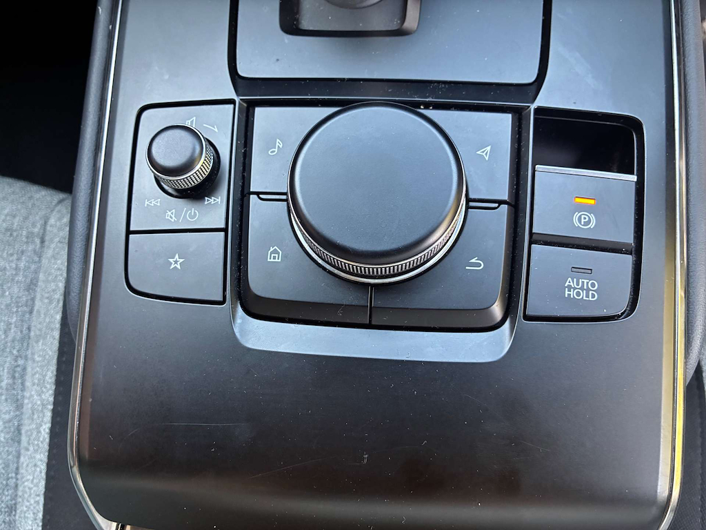 2023 Mazda MX-30 — image 15