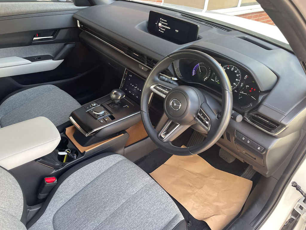 2024 Mazda MX-30 — image 16