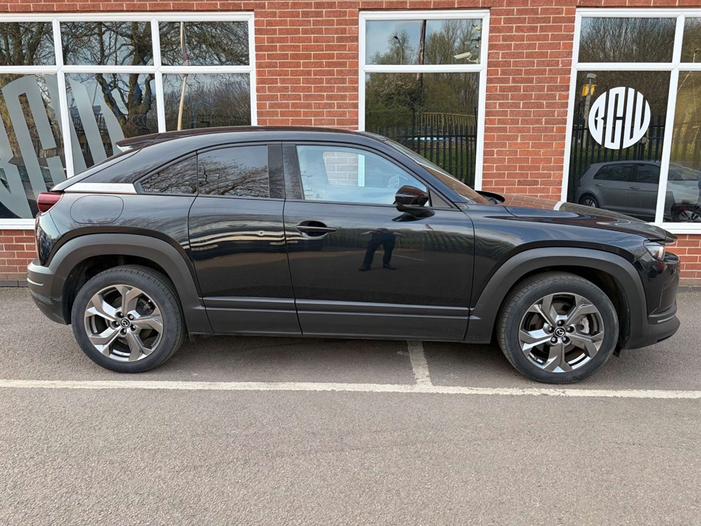2021 Mazda MX-30 — image 2