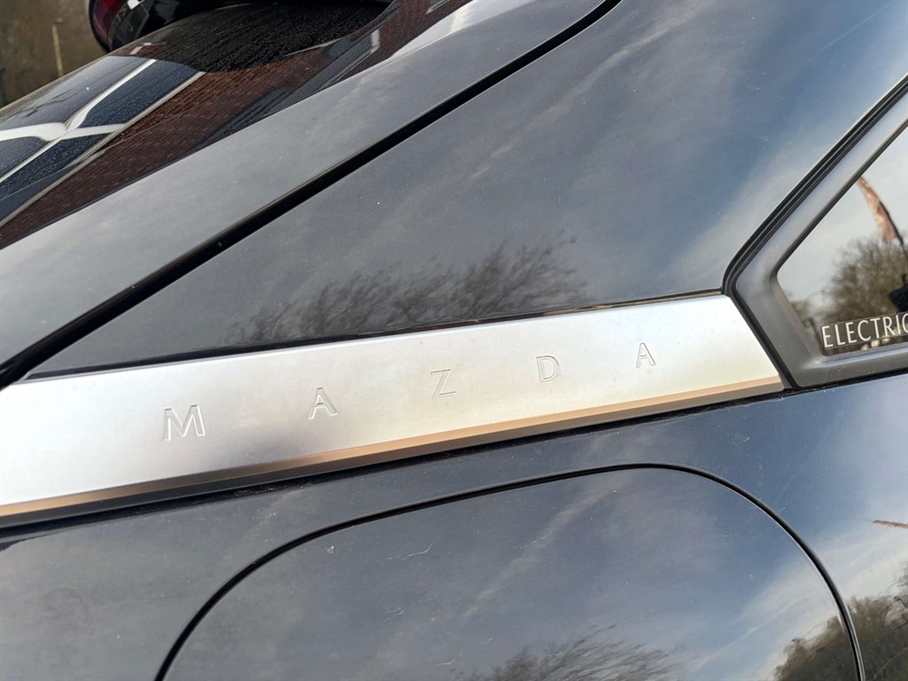 2021 Mazda MX-30 — image 30