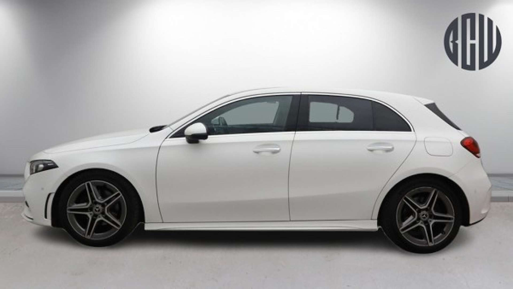 2019 Mercedes-Benz A200 — image 6