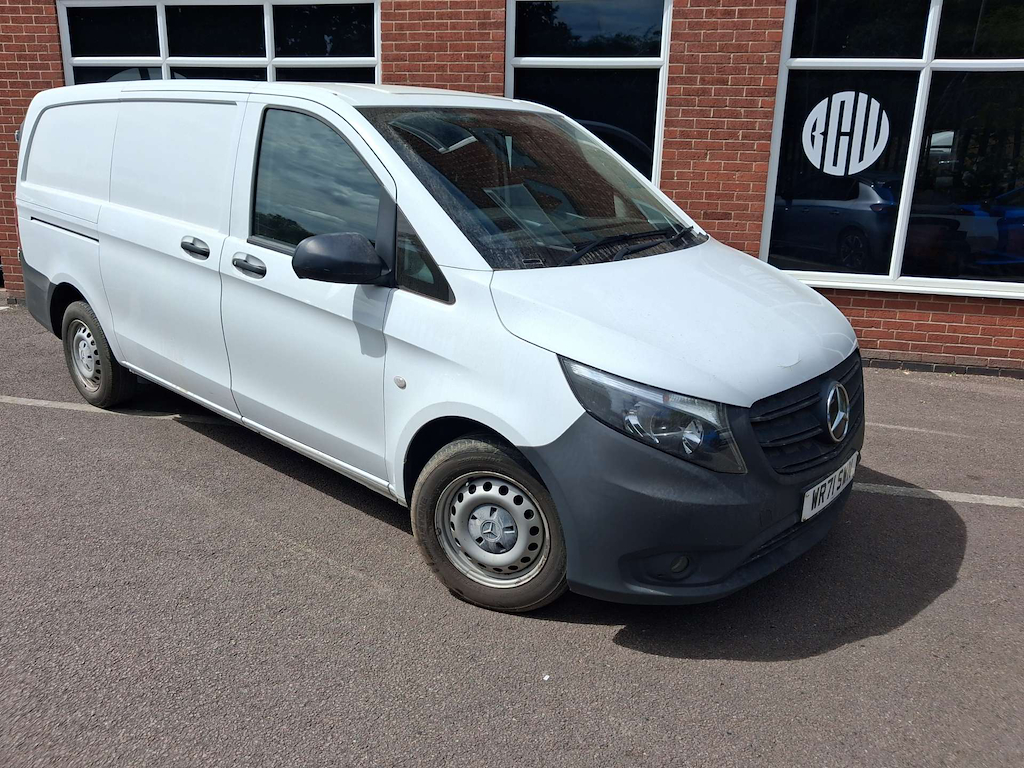 2021 Mercedes-Benz Vito — image 8