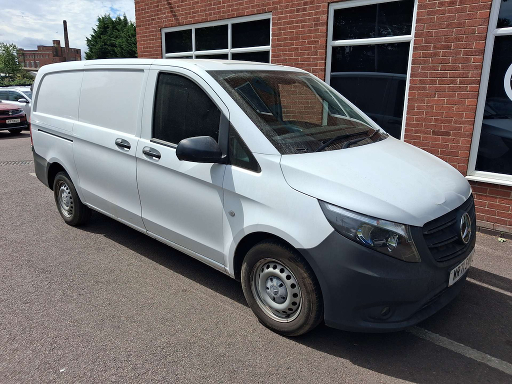 2021 Mercedes-Benz Vito — image 6