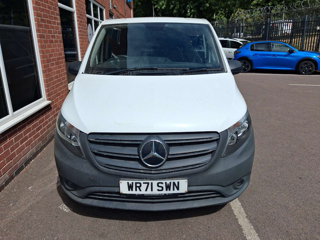 2021 Mercedes-Benz Vito — image 2