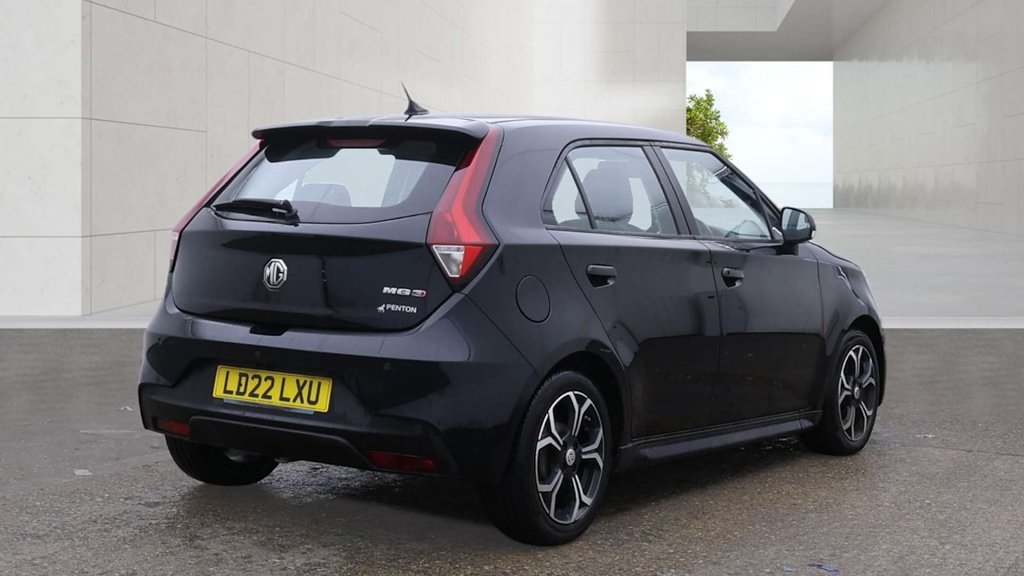2022 MG MG3 — image 4