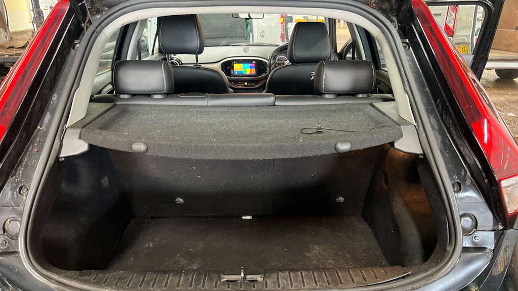 2022 MG MG3 — image 7