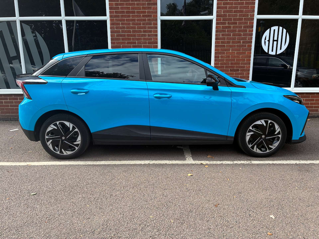 2022 MG MG4 — image 9
