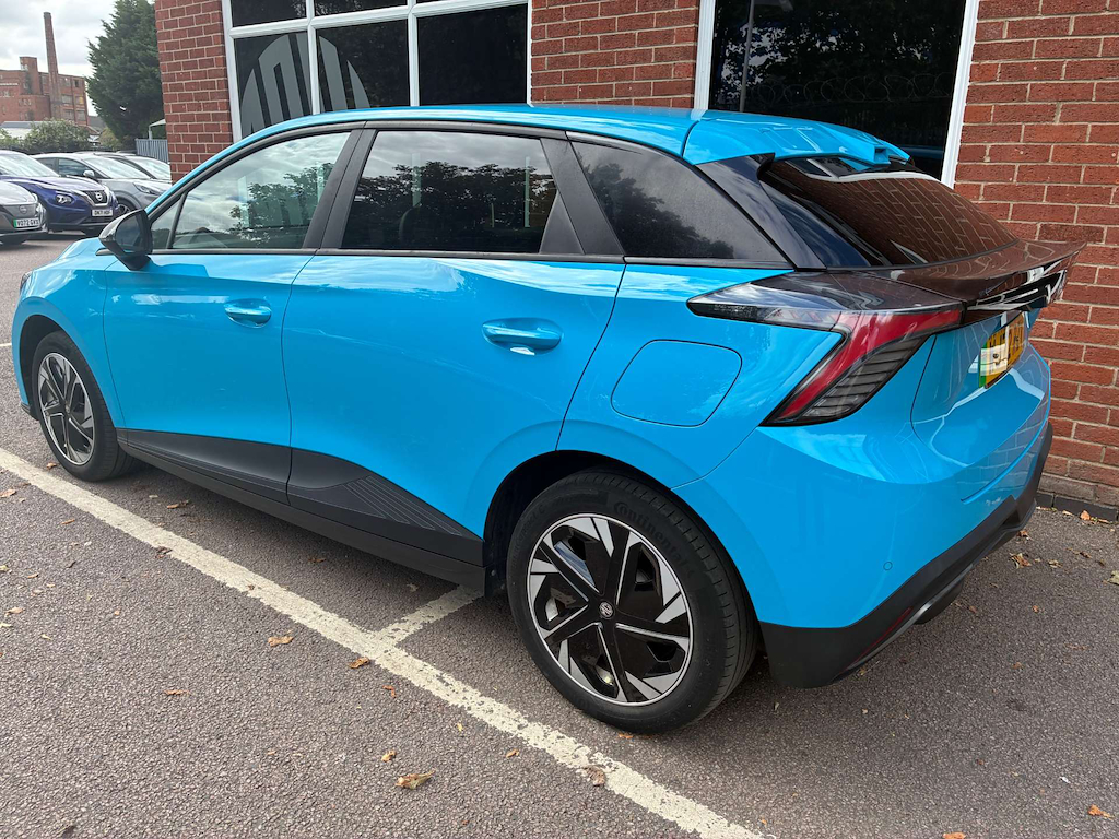 2022 MG MG4 — image 5