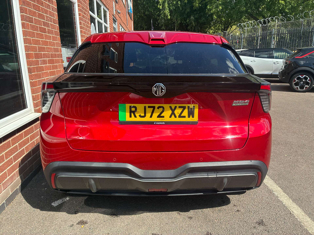 2022 MG MG4 — image 8