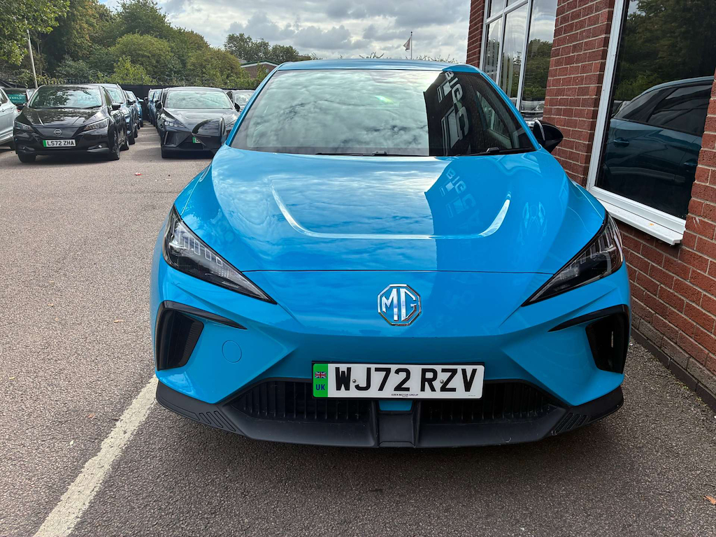 2022 MG MG4 — image 7