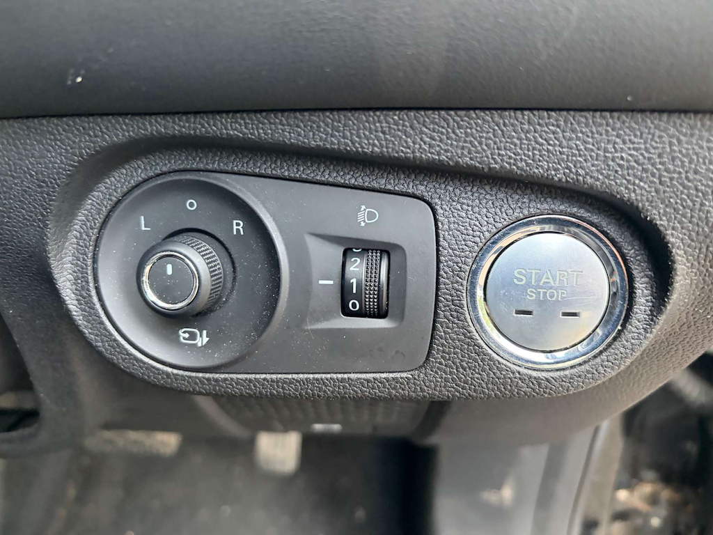 2022 MG MG5 — image 26