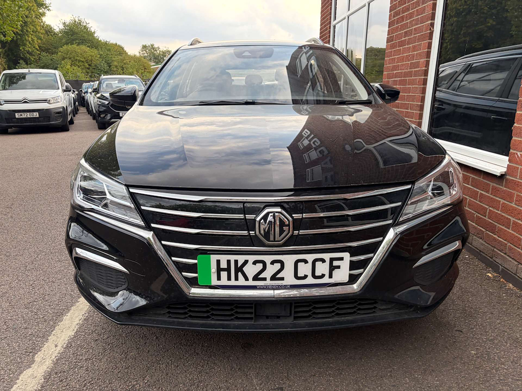 2022 MG MG5 — image 8