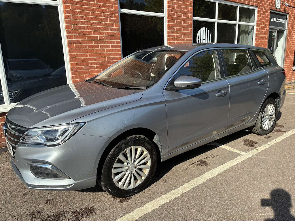 2023 MG MG5 — image 2