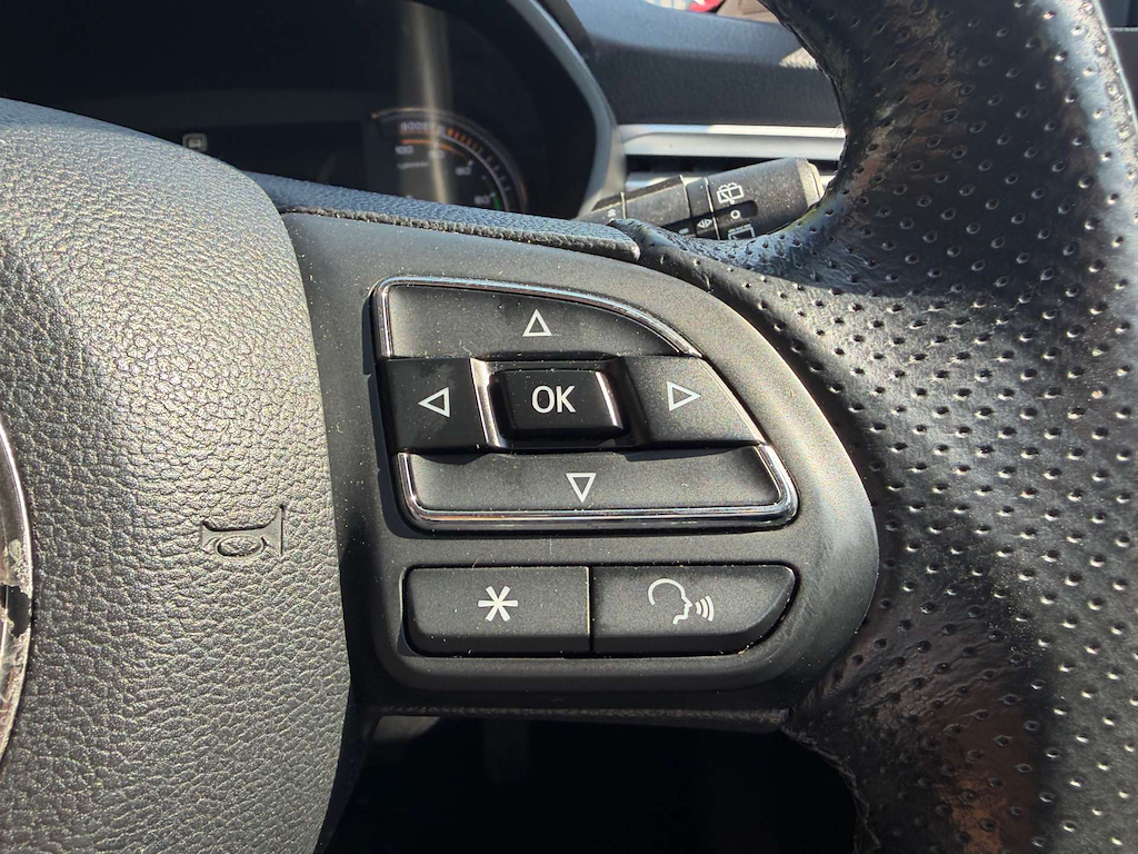 2022 MG MG5 — image 21