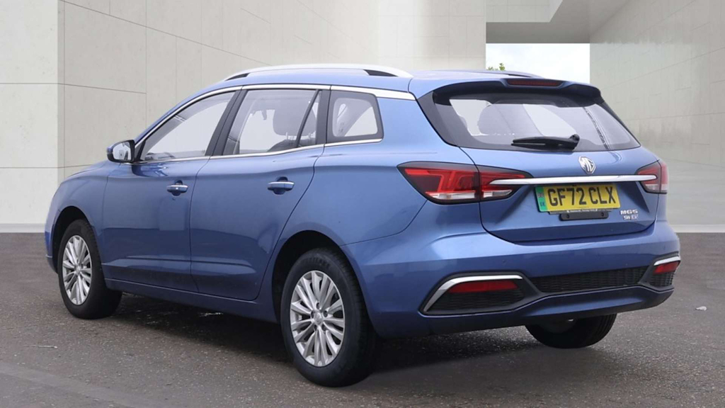 2022 MG MG5 — image 6