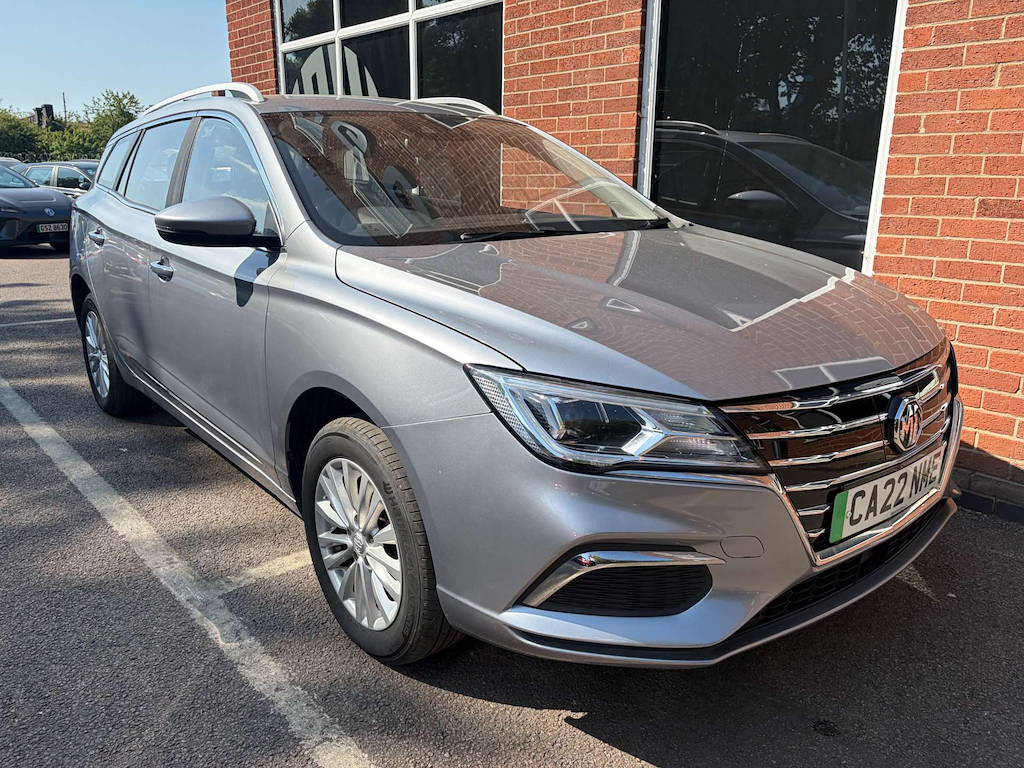 2022 MG MG5 — image 5