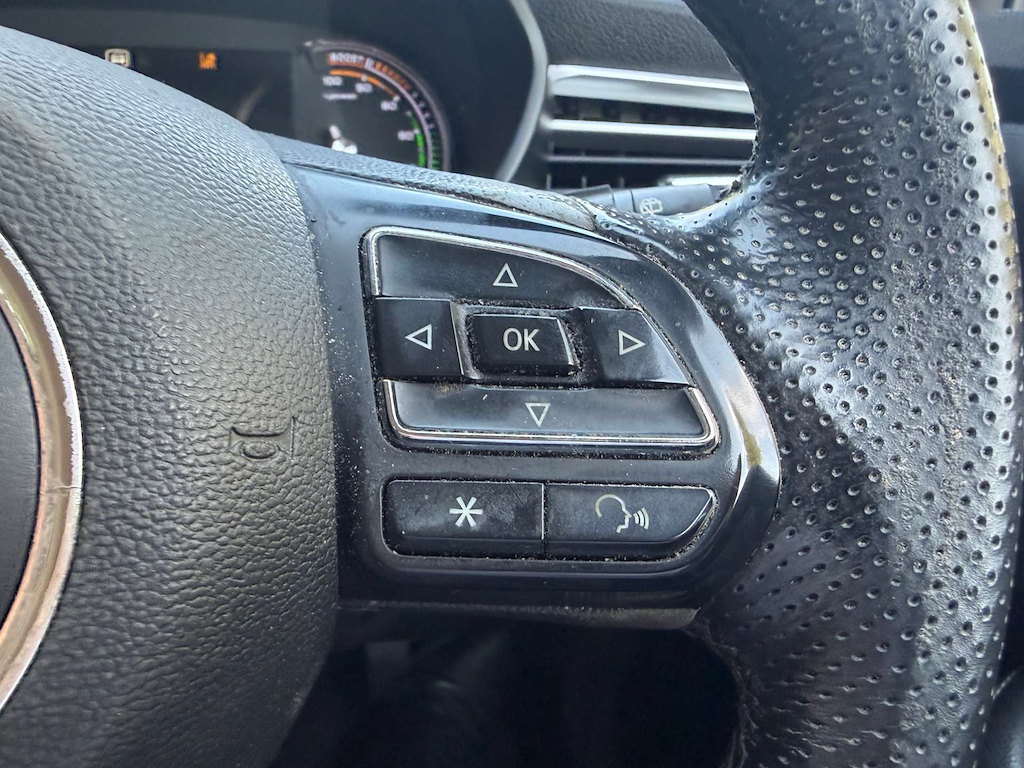 2022 MG MG5 — image 21
