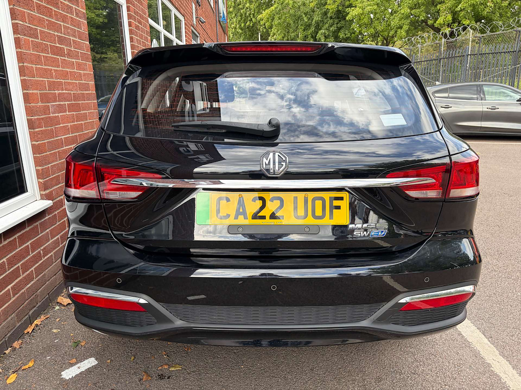 2022 MG MG5 — image 9