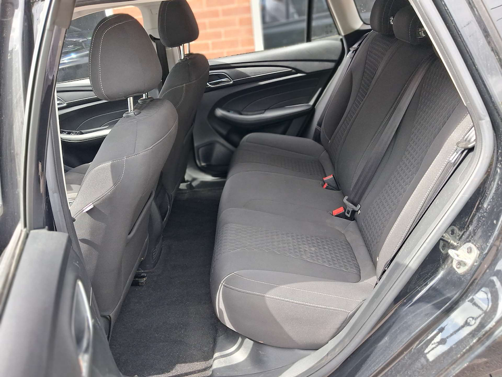 2022 MG MG5 — image 24