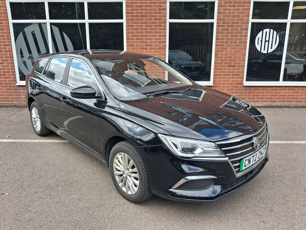 2022 MG MG5 — image 1