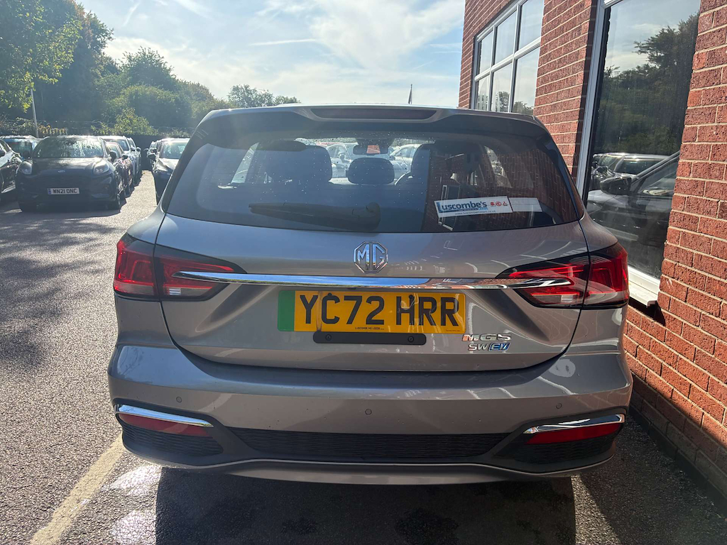 2023 MG MG5 — image 5