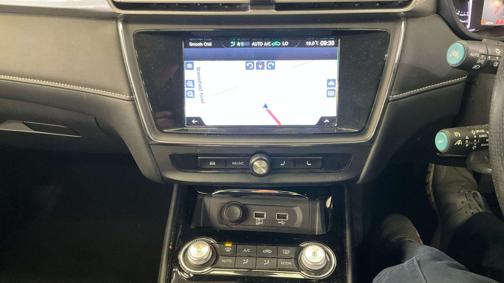2022 MG MG5 — image 5