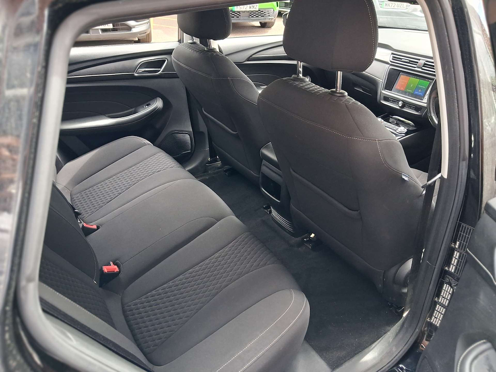 2022 MG MG5 — image 29