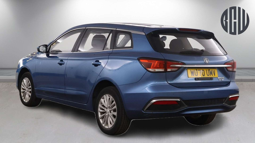 2021 MG MG5 — image 3