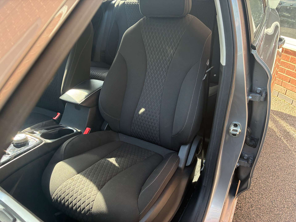 2023 MG MG5 — image 25