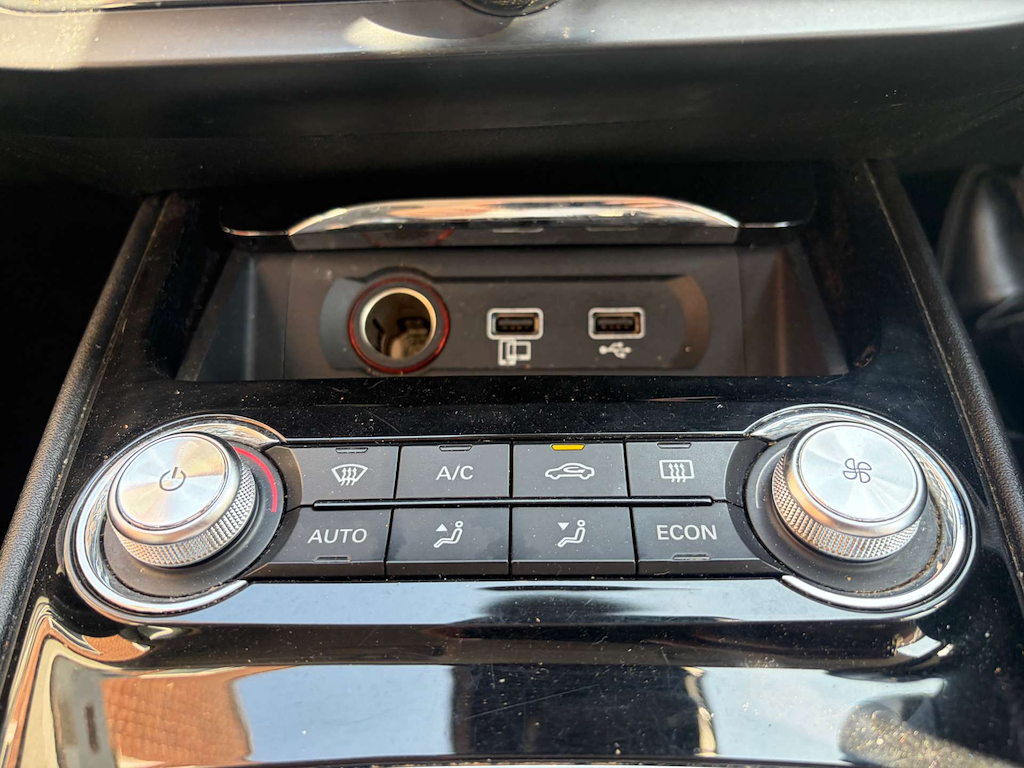 2022 MG MG5 — image 25