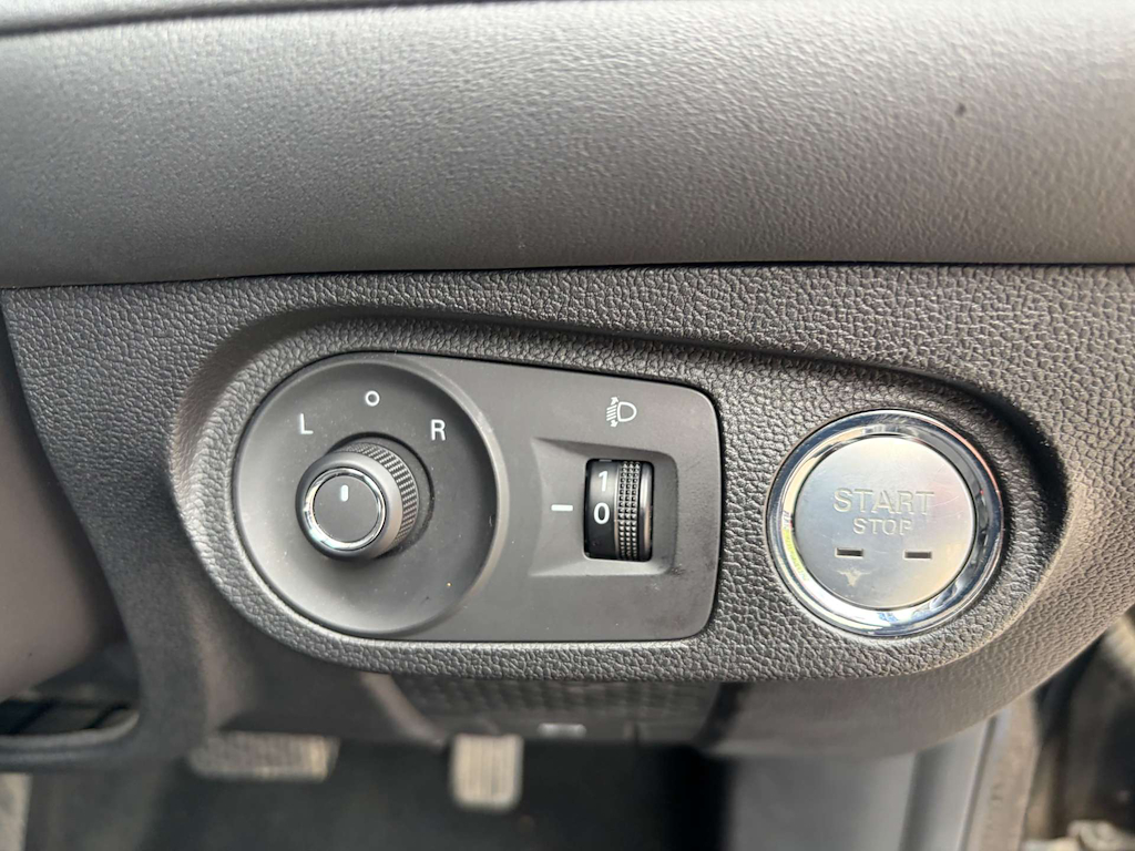 2022 MG MG5 — image 26