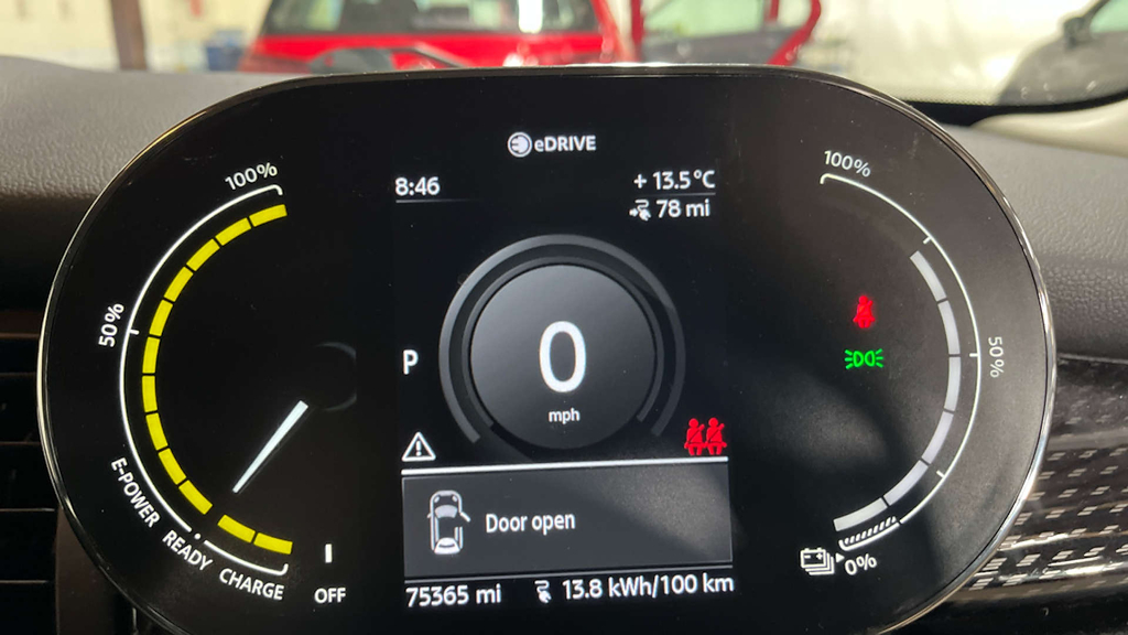 2020 MINI Hatch — image 10